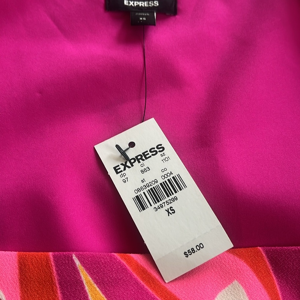 Express Multicolor Swirl Tank Top - Picture 4 of 4